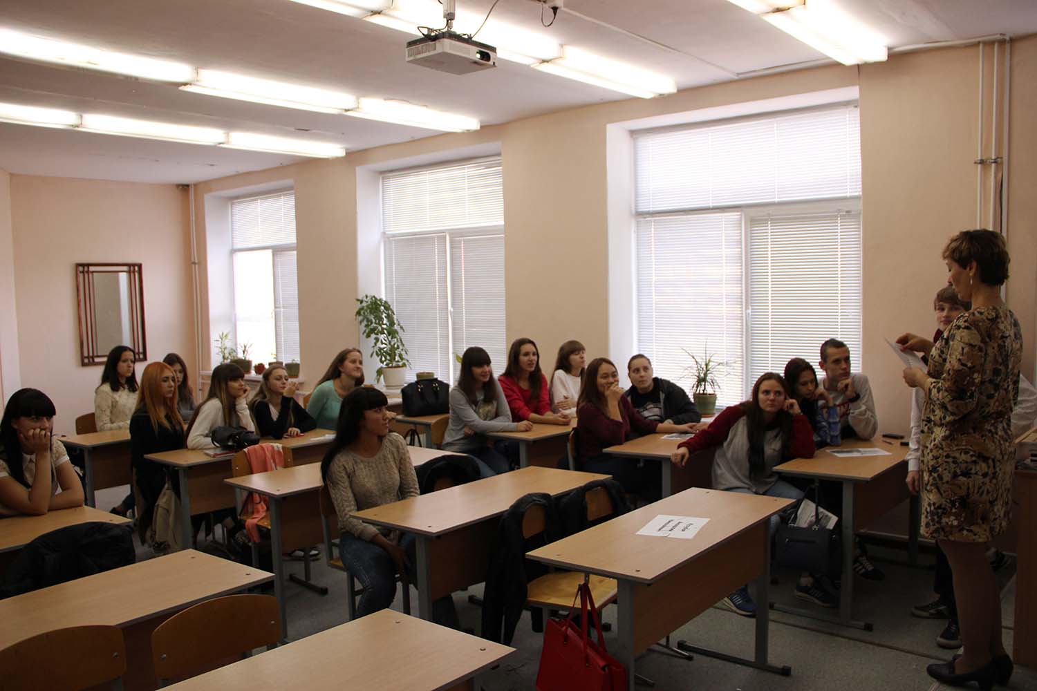Студенты групп экономического профиля завершили серию интерактивных мероприятий – познакомились с деятельностью структурных подразделений Волгоградского энергетического колледжа