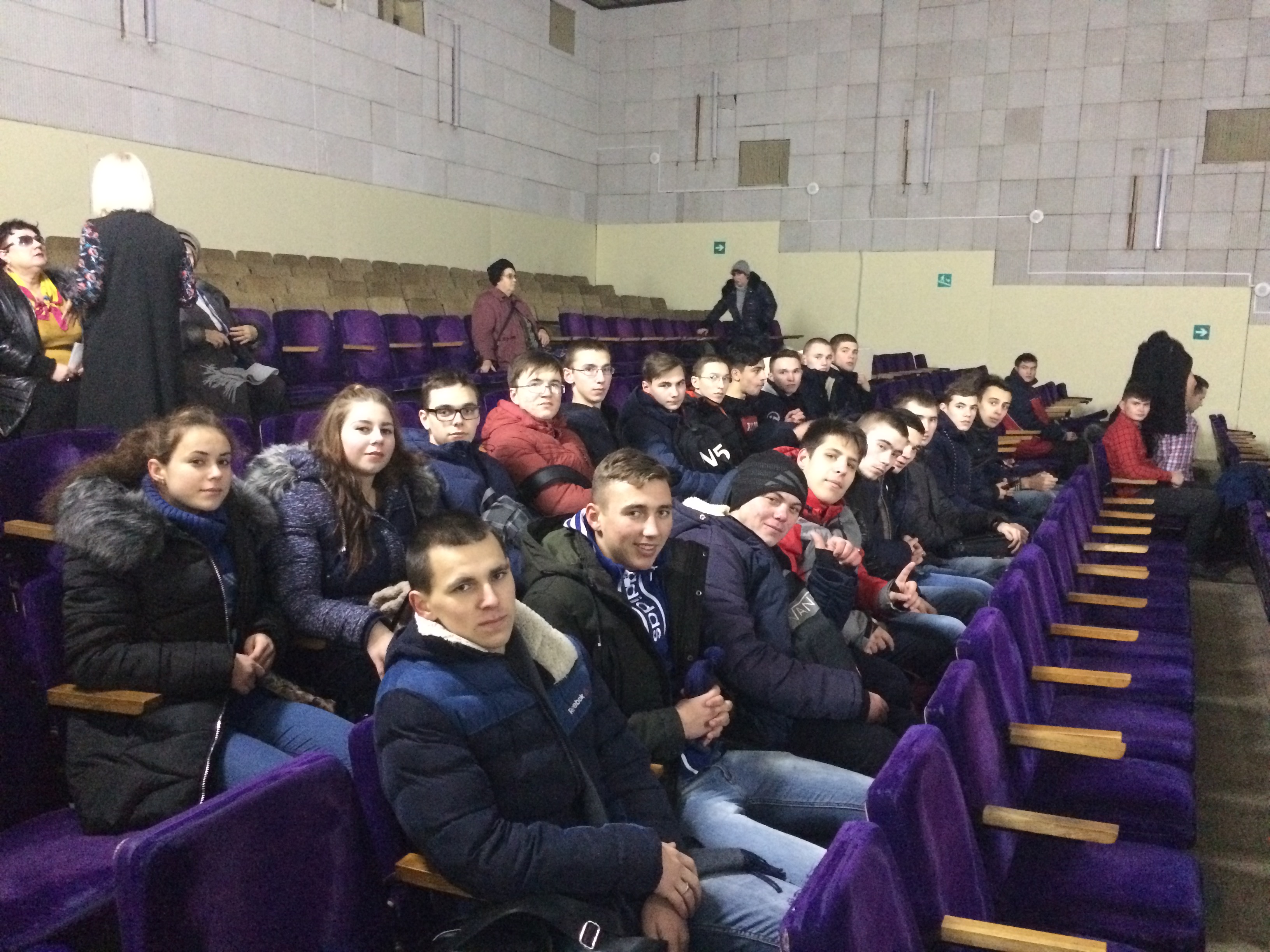 Студенты Волгоградского энергетического колледжа на всероссийской премьере документального фильма  «#Яволонтёр. Истории неравнодушных»