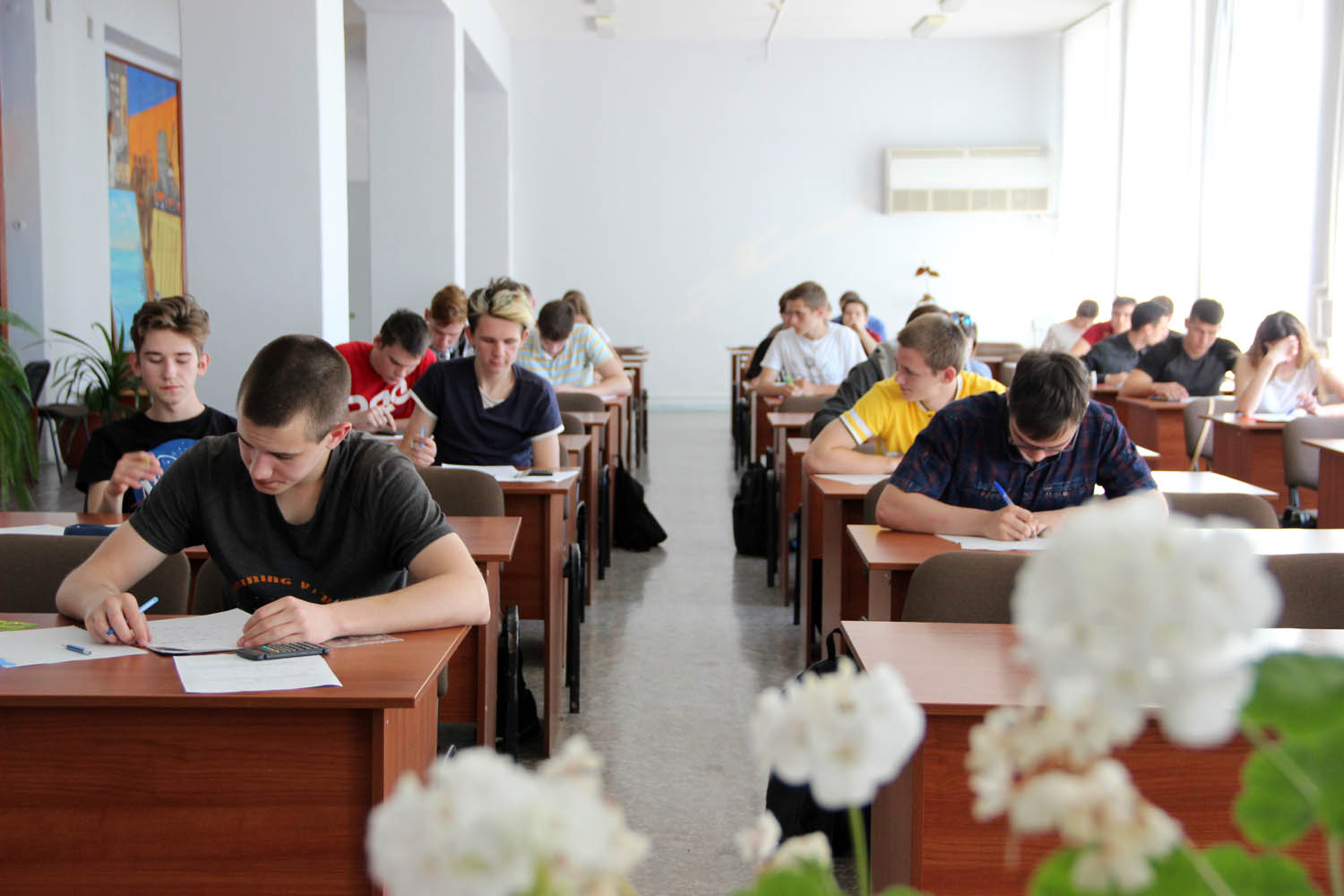 На олимпиаде по Электротехнике и электронике определены лучшие студенты, которые представят Волгоградский энергетический колледж на региональной олимпиаде по этой учебной дисциплине